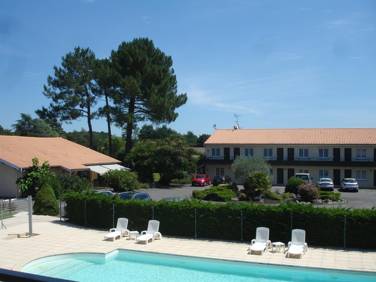 Hotel Restaurant Les Bruyeres Saint-Médard-en-Jalles Dış mekan fotoğraf